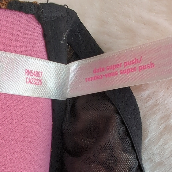 PINK Victoria's Secret Leopard Print Date Push-up Bra - Picture 6 of 7